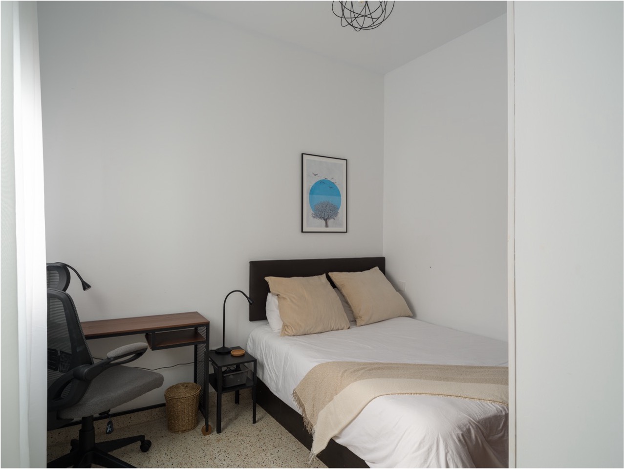 Marie Curie Room - Co-Living Casa LunaMar