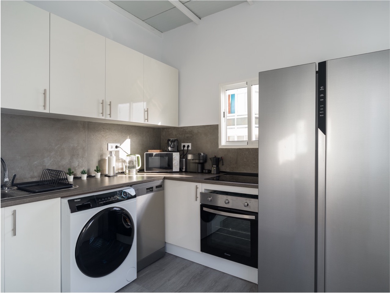 Kitchen Co-Living LunaMar